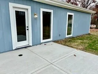 $285,000 | 504 Washington Street, East Lynne, MO 64743