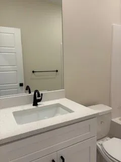 $279,500 | 504 Washington Street, East Lynne, MO 64743