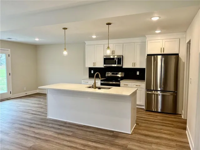 $285,000 | 504 Washington Street, East Lynne, MO 64743