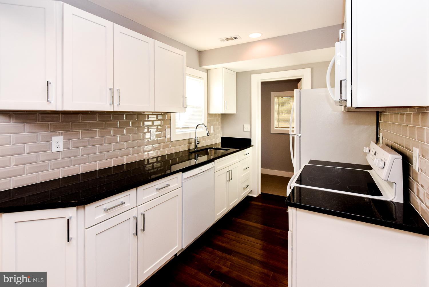 4505 Allies Road Suitland, MD 20746 - Photo 3 of 56
