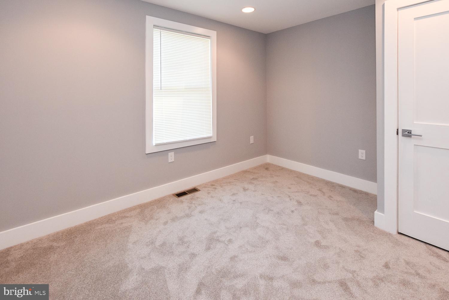 4505 Allies Road Suitland, MD 20746 - Photo 25 of 56
