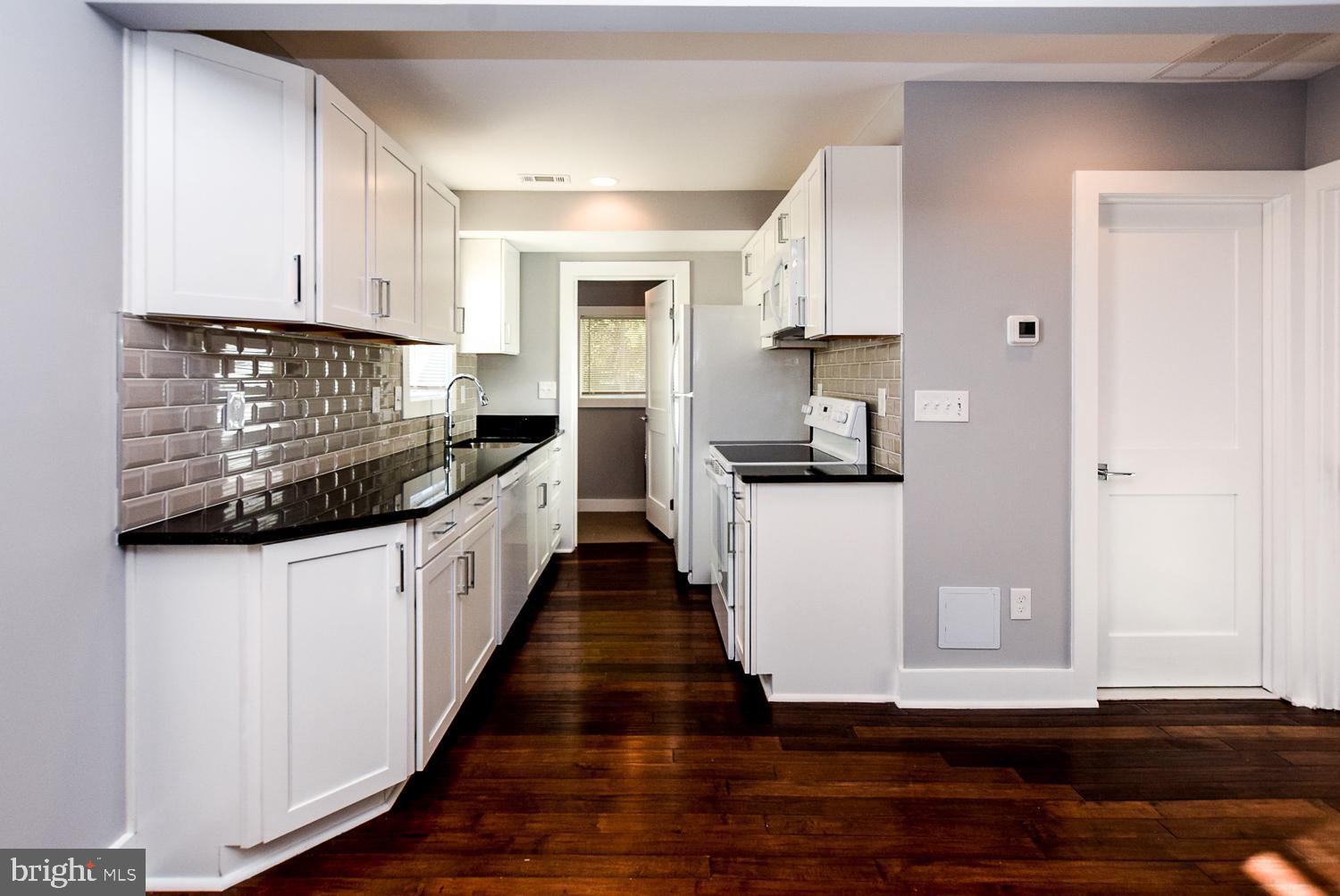4505 Allies Road Suitland, MD 20746 - Photo 4 of 56