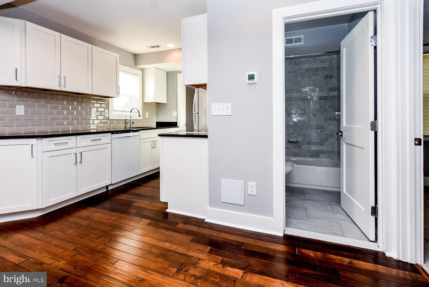 4505 Allies Road Suitland, MD 20746 - Photo 5 of 56