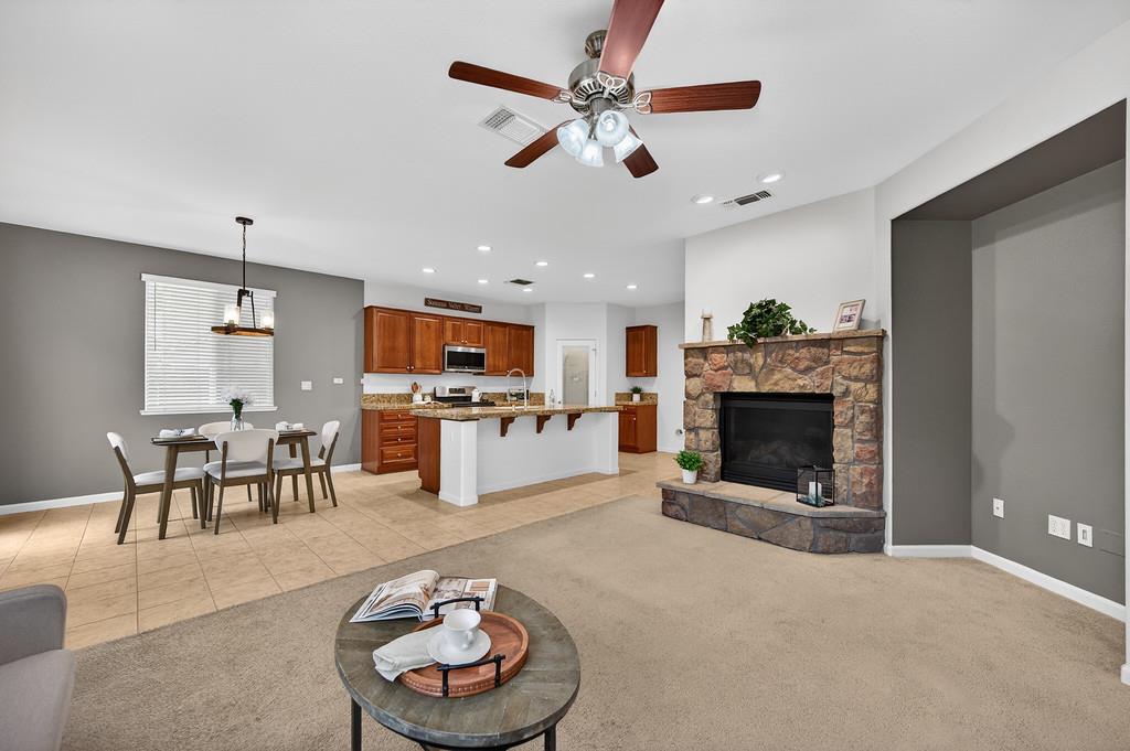 11791 Battenburg Way Rancho Cordova, CA 95742 - Photo 12 of 44