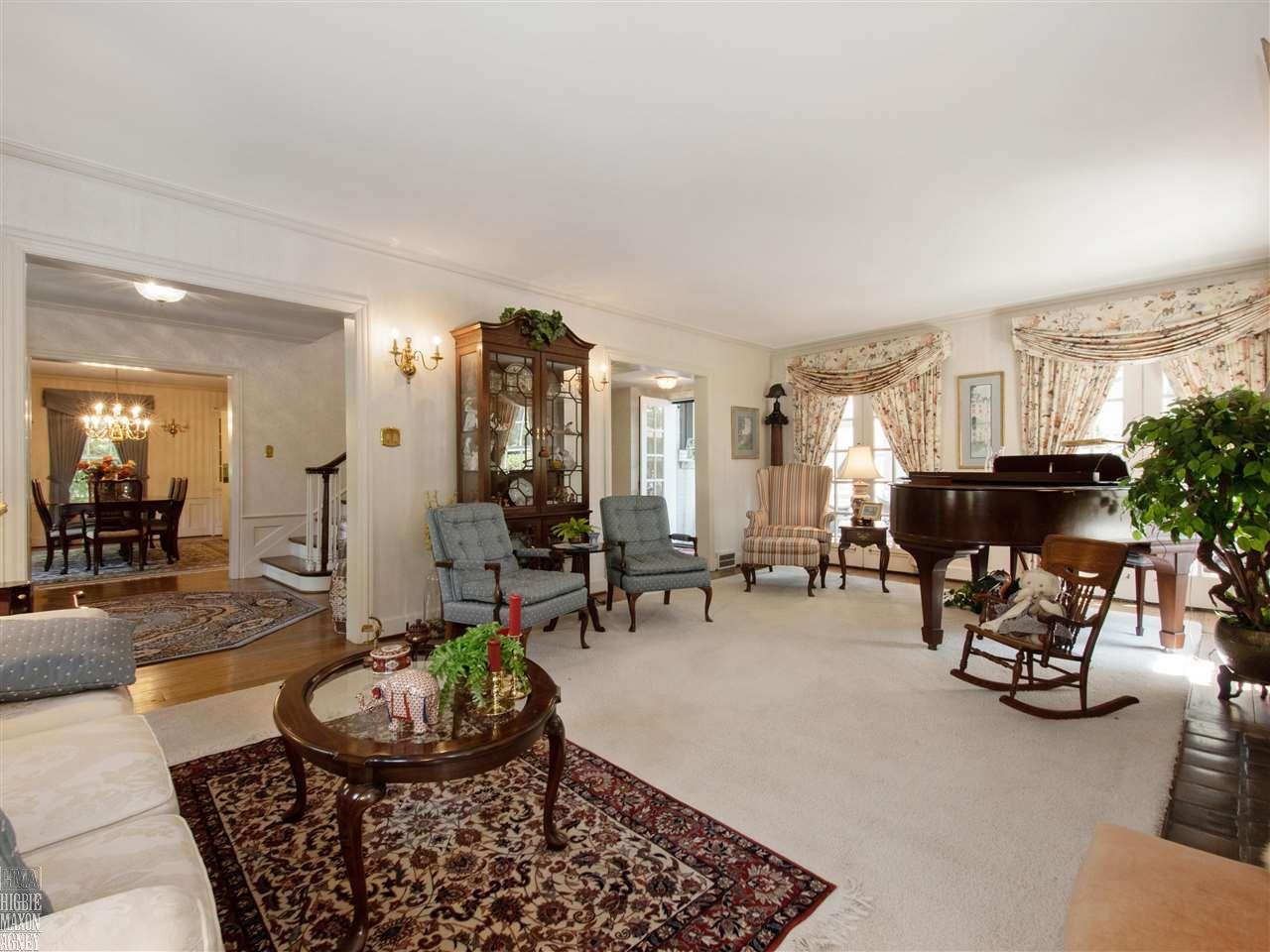 1006 Whittier Road Grosse Pointe Park, MI 48230 - Photo 9 of 51