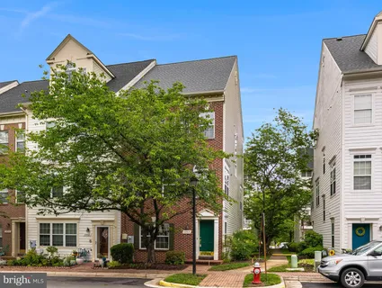 $725,000 | 5454 Patuxent Way, Alexandria, VA 22312