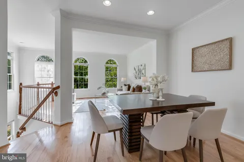 $725,000 | 5454 Patuxent Way, Alexandria, VA 22312