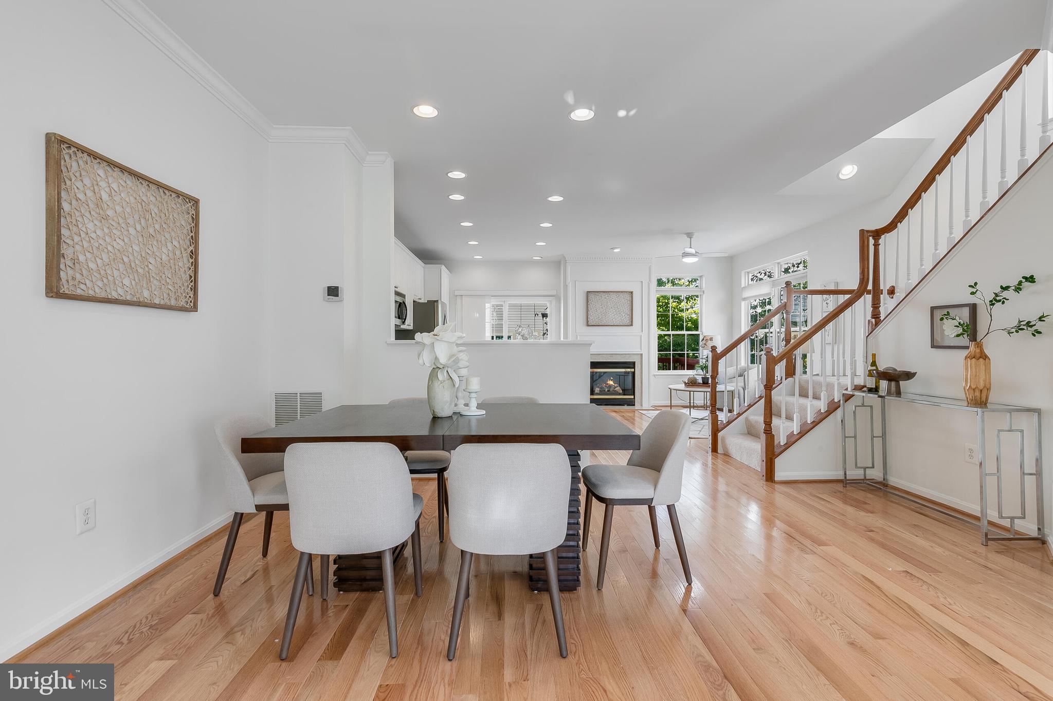 5454 Patuxent Way Alexandria, VA 22312 - Photo 14 of 51 Dining area