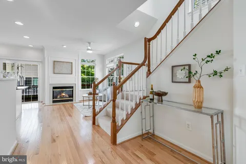 $725,000 | 5454 Patuxent Way, Alexandria, VA 22312