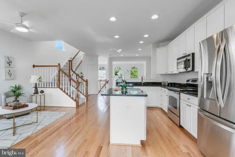 $725,000 | 5454 Patuxent Way, Alexandria, VA 22312