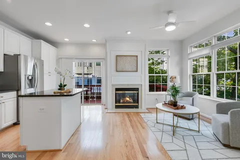 $725,000 | 5454 Patuxent Way, Alexandria, VA 22312