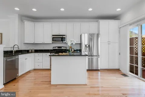 $725,000 | 5454 Patuxent Way, Alexandria, VA 22312