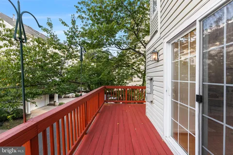 $725,000 | 5454 Patuxent Way, Alexandria, VA 22312