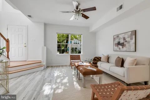 $725,000 | 5454 Patuxent Way, Alexandria, VA 22312