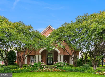 $725,000 | 5454 Patuxent Way, Alexandria, VA 22312