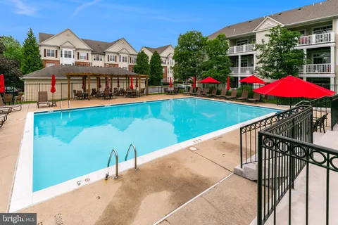 $725,000 | 5454 Patuxent Way, Alexandria, VA 22312