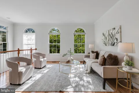 $725,000 | 5454 Patuxent Way, Alexandria, VA 22312