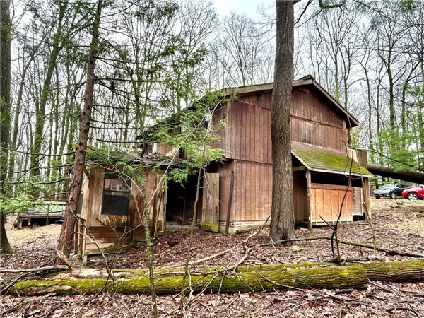 $49,000 | 85 Hillcrest Drive, Indiana, PA 15701
