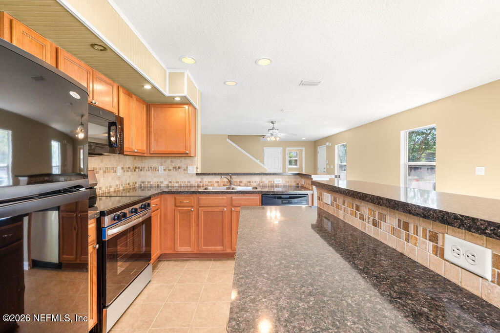 211 Crete Court St. Augustine, FL 32084 - Photo 12 of 56 211 Crete Court