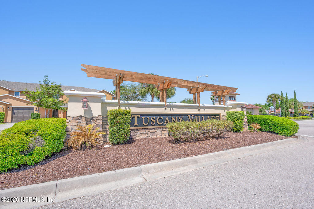 211 Crete Court St. Augustine, FL 32084 - Photo 3 of 56 211 Crete Court