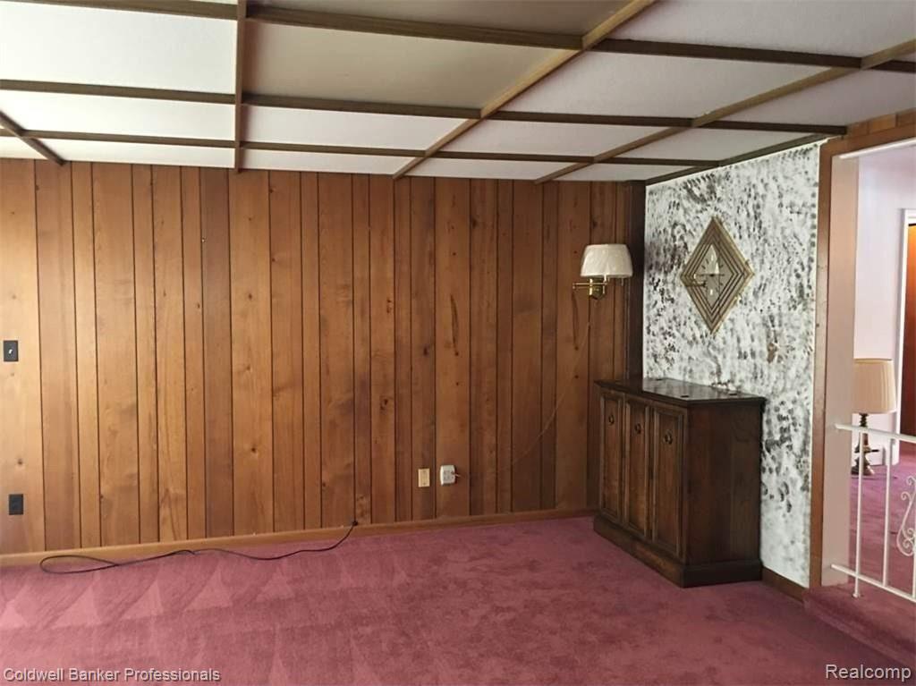 20904 Doepfer Road Warren, MI 48091 - Photo 11 of 23 11.JPG