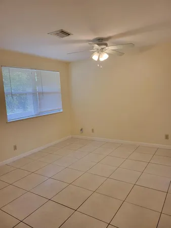 $1,500 | 2227 Monroe Street, Unit 2, Hollywood, FL 33020