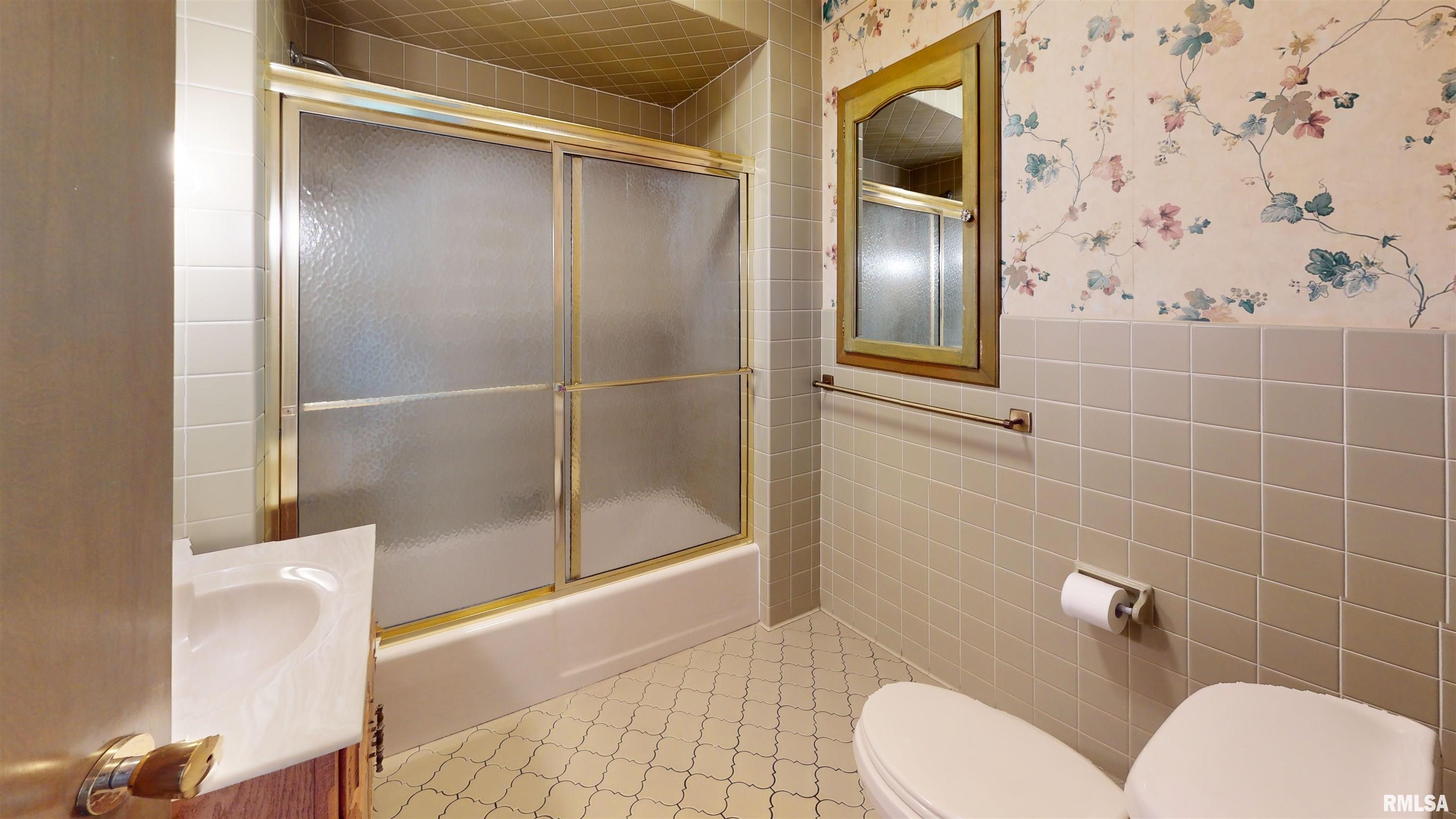 175 Woodlawn Road Quincy, IL 62301 - Photo 21 of 31 Gallery Image 21