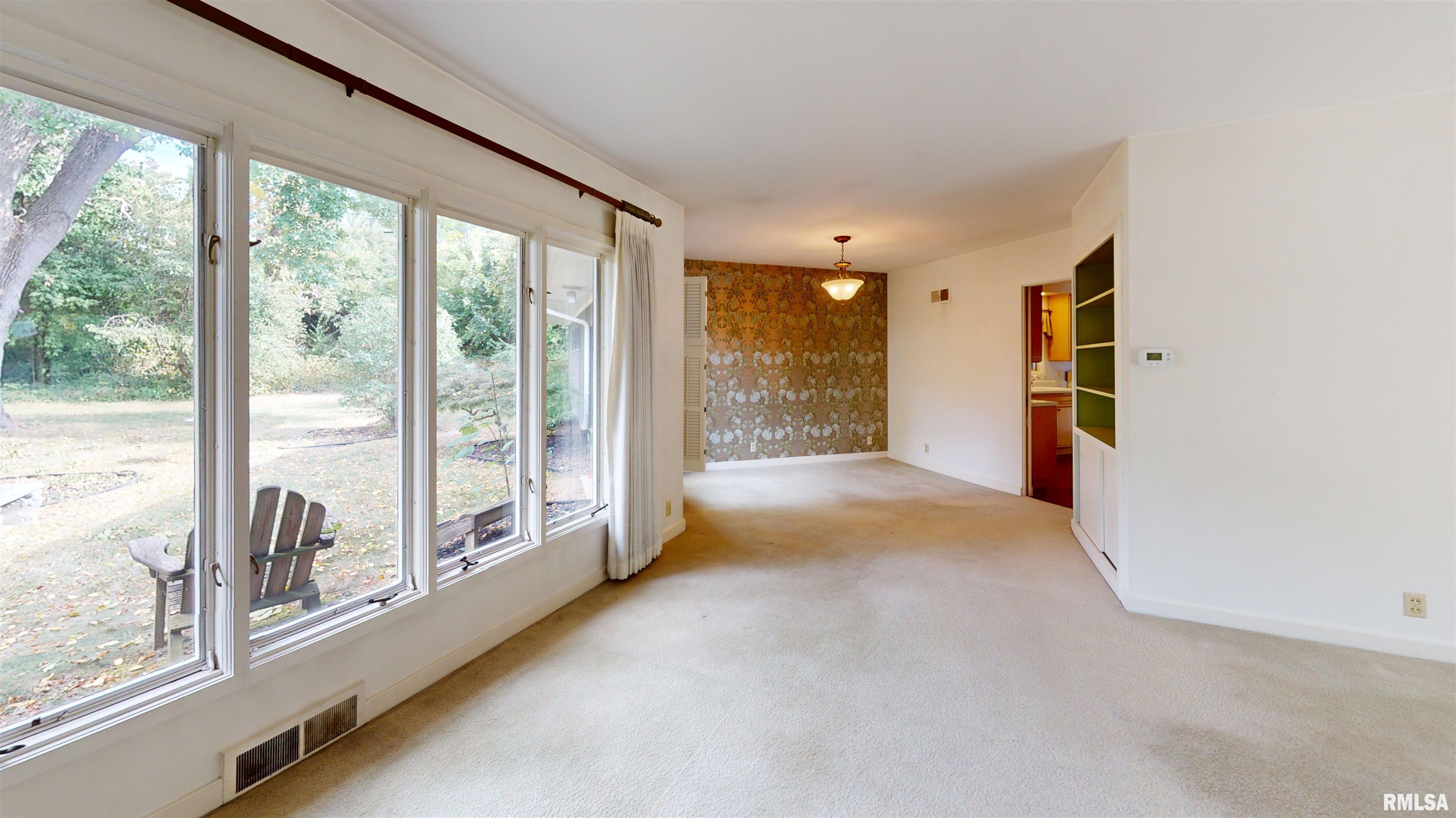 175 Woodlawn Road Quincy, IL 62301 - Photo 8 of 31 Gallery Image 8