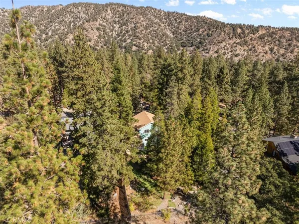 a picture of a bathroom with a sink