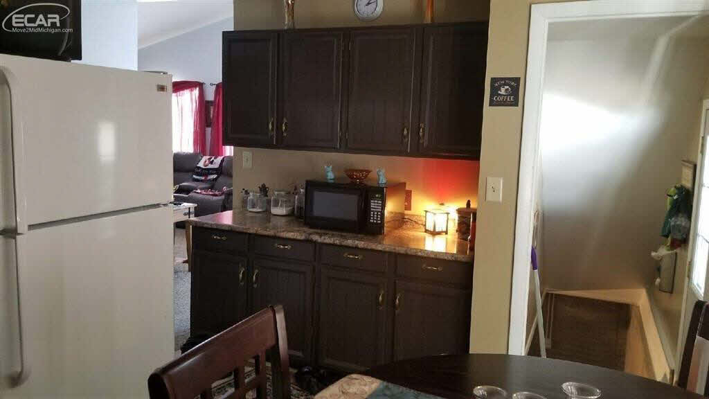 10495 Seymour Road Montrose, MI 48457 - Photo 6 of 21 Gallery Image 6
