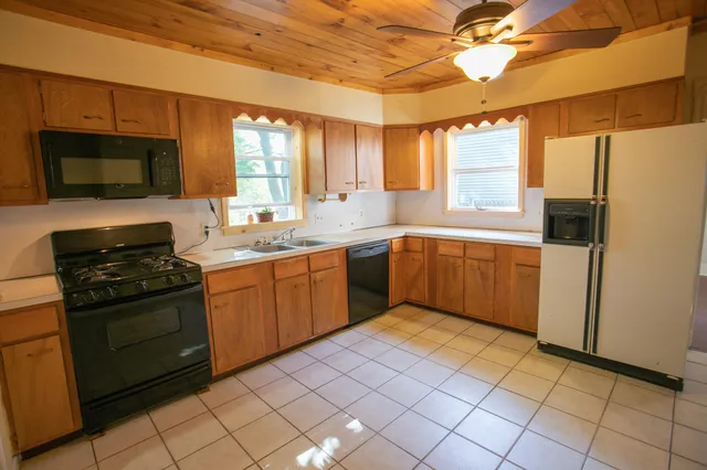 $195,000 | 104 3rd Street, Bangor, ME 04401