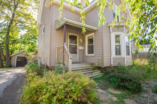 $195,000 | 104 3rd Street, Bangor, ME 04401