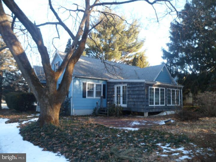 928 East Macada Road Bethlehem, PA 18017 - Photo 3 of 17 Exterior Back