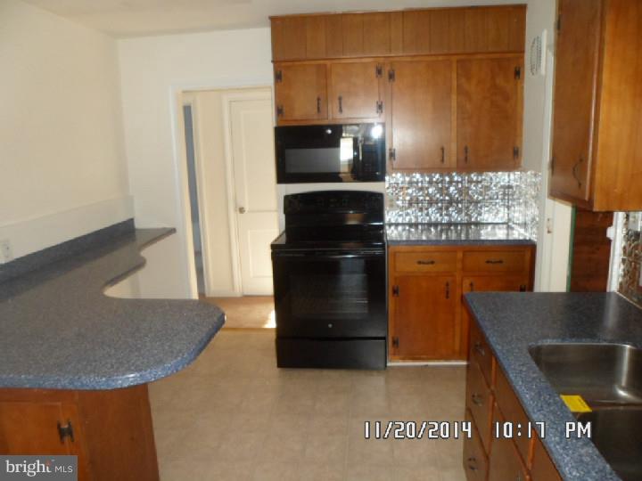 928 East Macada Road Bethlehem, PA 18017 - Photo 5 of 17 Gallery Image 5