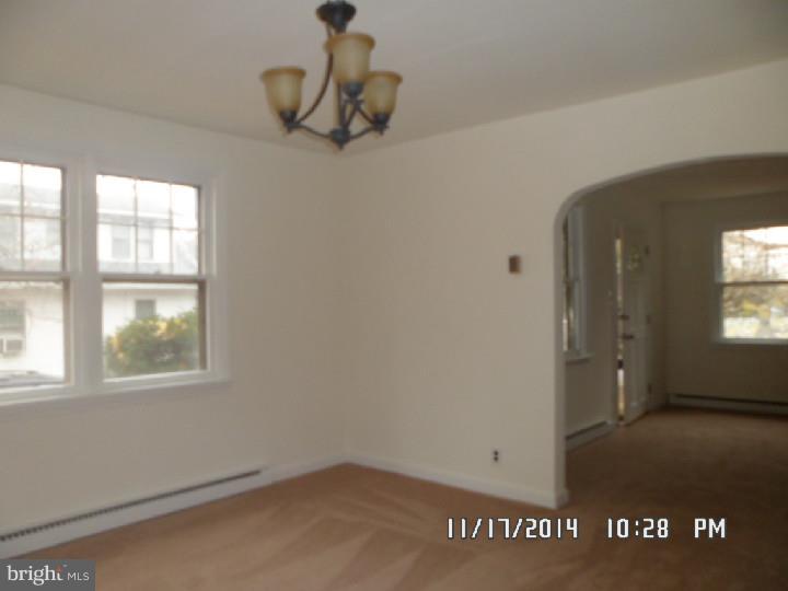 928 East Macada Road Bethlehem, PA 18017 - Photo 8 of 17 Dining Room