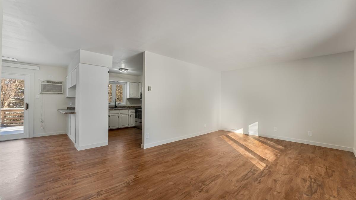 829 Pleasantview Drive Southeast Willmar, MN 56201 - Photo 6 of 28