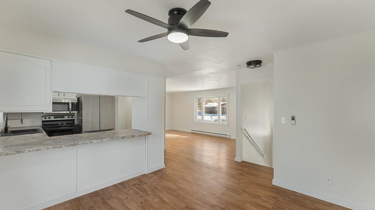 829 Pleasantview Drive Southeast Willmar, MN 56201 - Photo 8 of 28