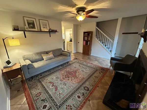 $1,475 | 929 Ridgepoint Court, Baton Rouge, LA 70810