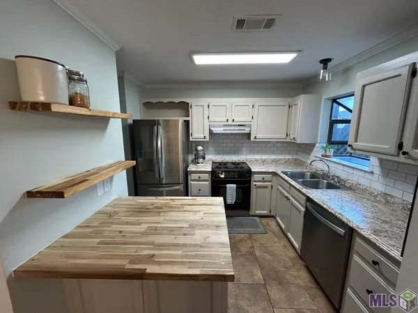 $1,475 | 929 Ridgepoint Court, Baton Rouge, LA 70810