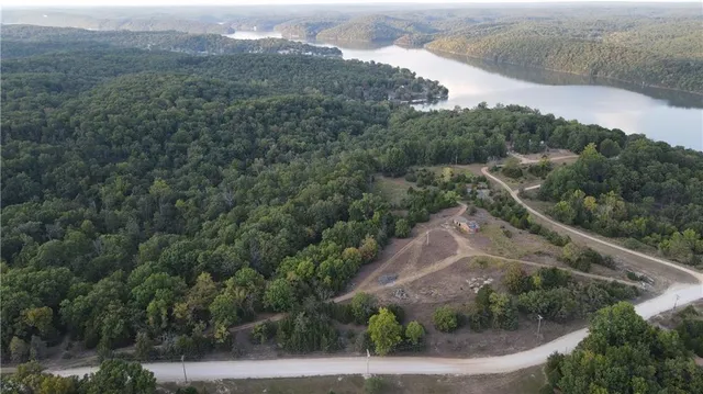 $399,000 | Brown Bend Road, Edwards, MO 65326