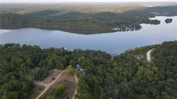 $399,000 | Brown Bend Road, Edwards, MO 65326