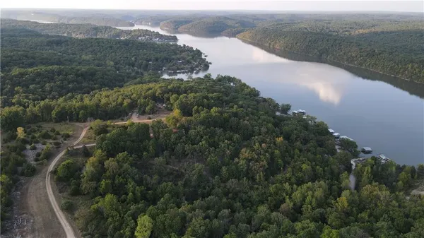 $399,000 | Brown Bend Road, Edwards, MO 65326