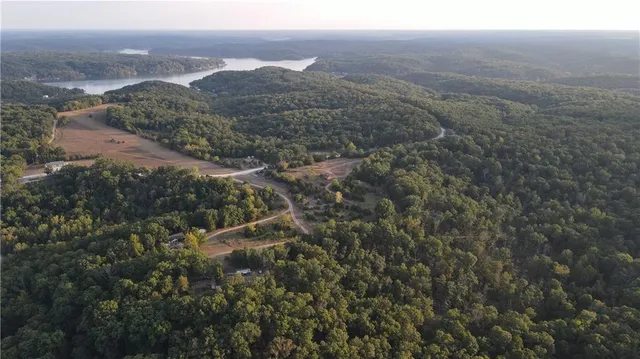 $399,000 | Brown Bend Road, Edwards, MO 65326