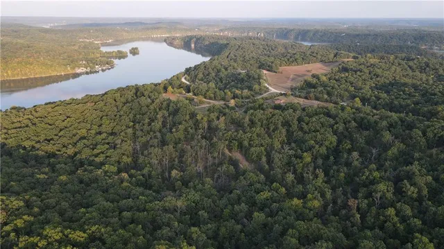 $399,000 | Brown Bend Road, Edwards, MO 65326