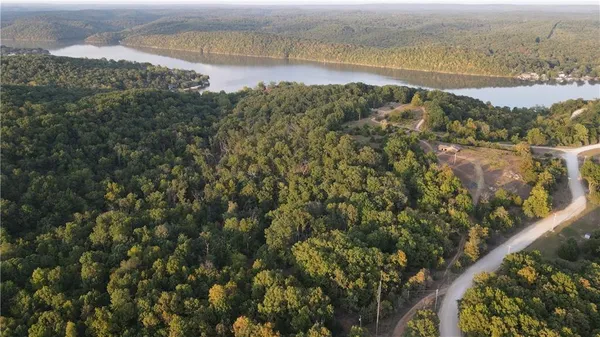 $399,000 | Brown Bend Road, Edwards, MO 65326