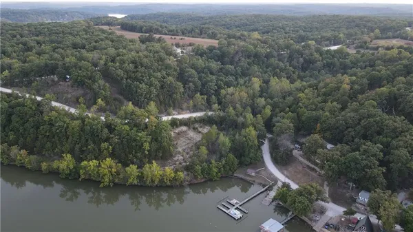 $399,000 | Brown Bend Road, Edwards, MO 65326