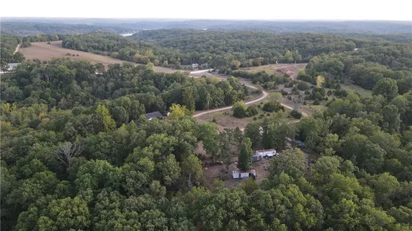 $399,000 | Brown Bend Road, Edwards, MO 65326