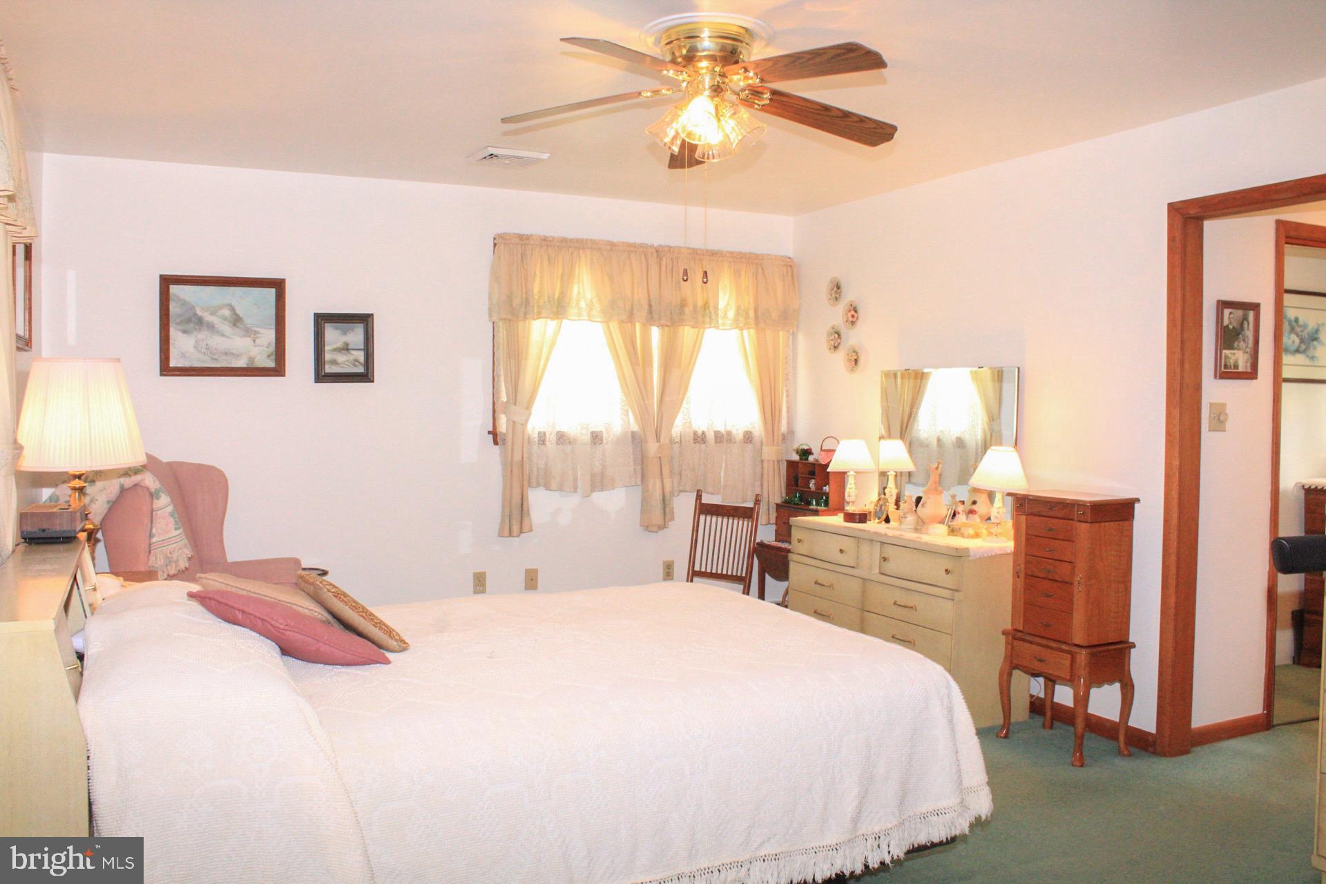 196 Bloserville Road Carlisle, PA 17015 - Photo 8 of 24 Gallery Image 8