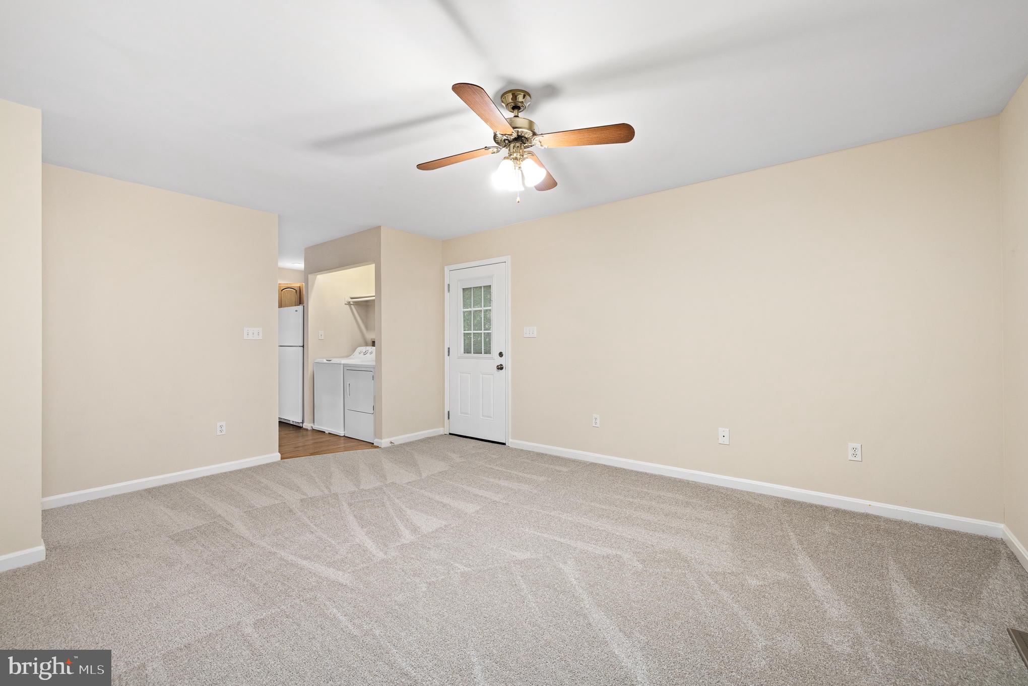 11020 Edenton Road Partlow, VA 22534 - Photo 8 of 33 Family Room