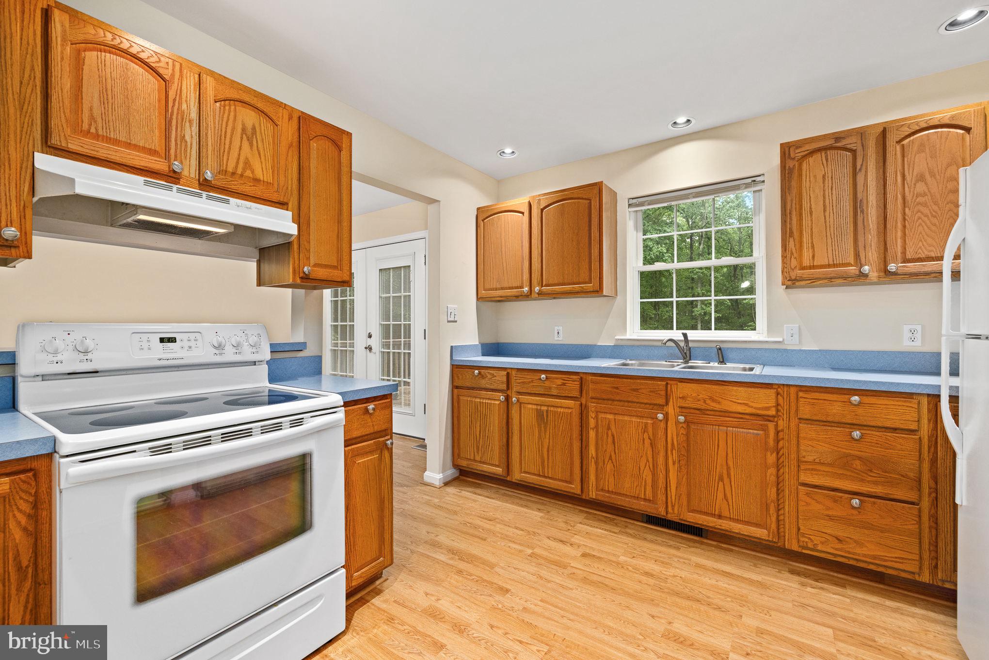 11020 Edenton Road Partlow, VA 22534 - Photo 10 of 33 Kitchen